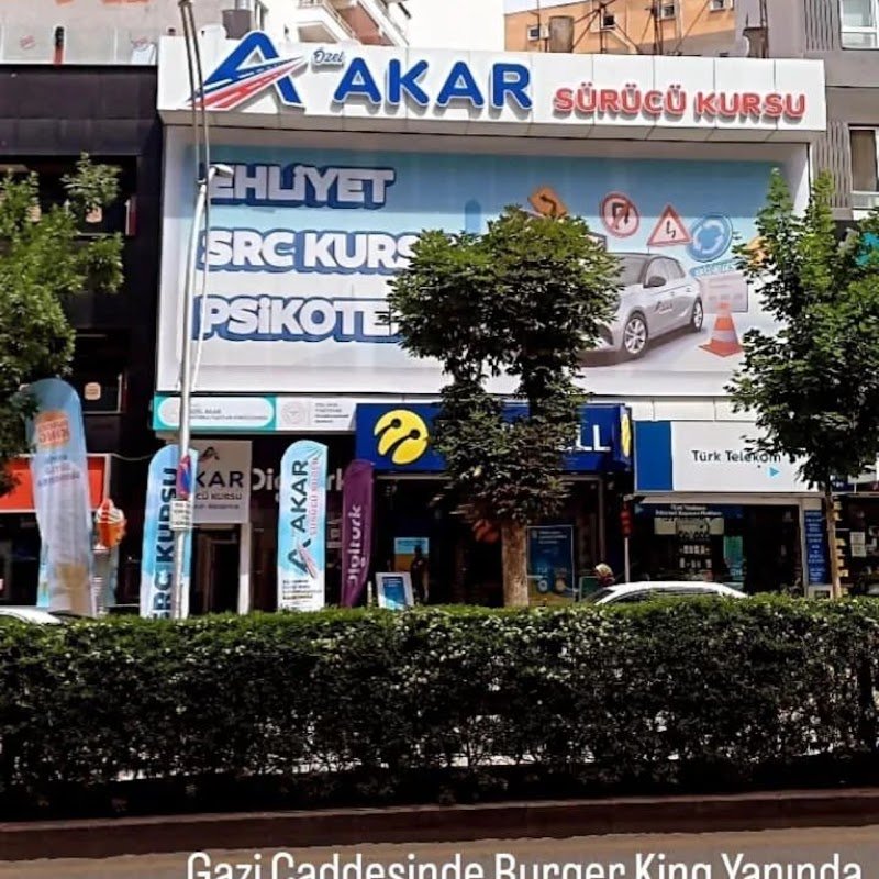 Çorum Gazi Caddesi Akar Sürücü Kursu dış cephe görünümü